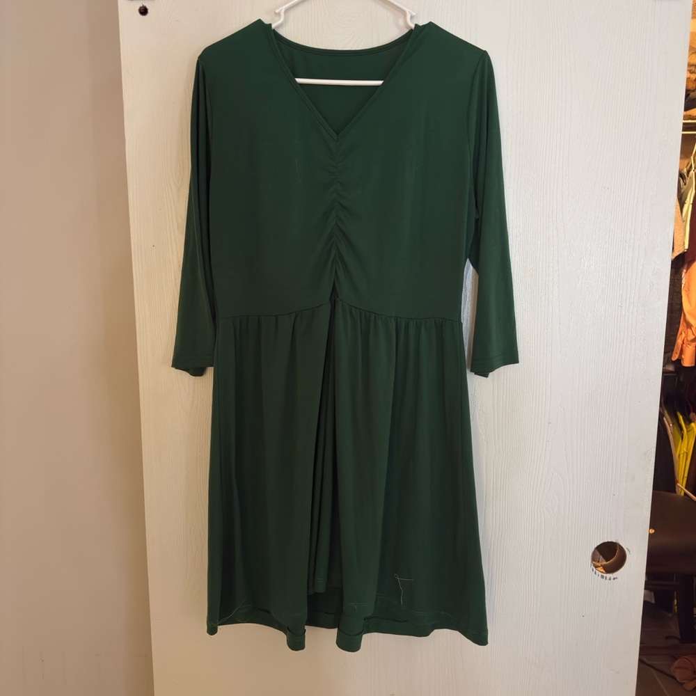 Elegant Green Women's Dress
